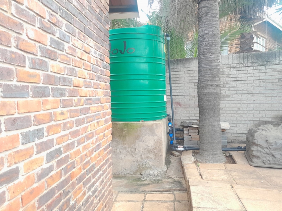 5 Bedroom Property for Sale in Cashan North West